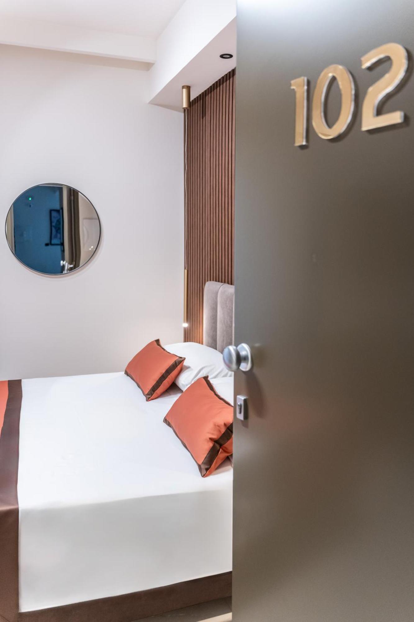 Ambrosia Room & Apartment Rossano Buitenkant foto