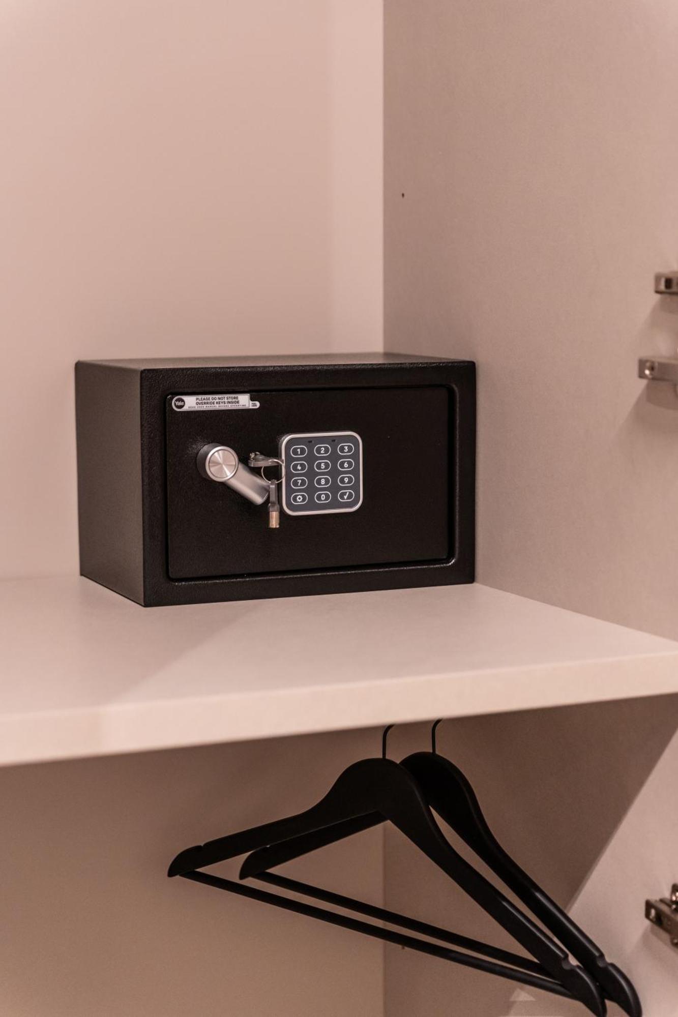 Ambrosia Room & Apartment Rossano Buitenkant foto